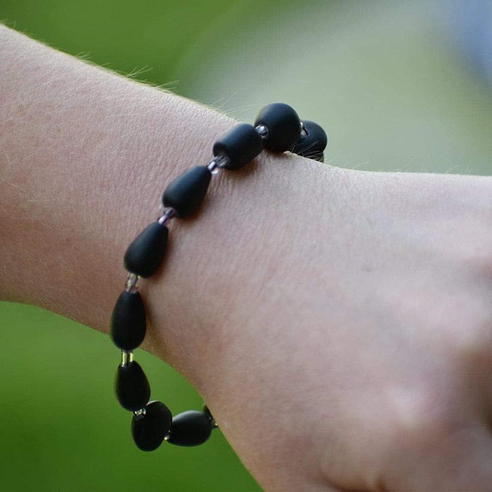 Matte Black and Clear Beaded Bracelet